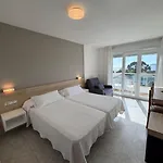 Riveiro Hotel