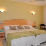 Riveiro Hotel 2*