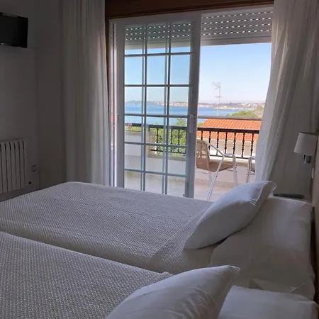 Riveiro Hotel 2*