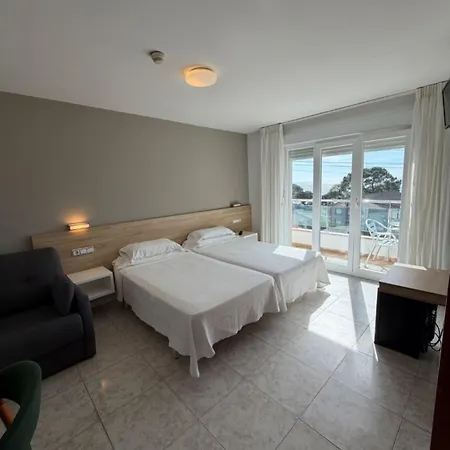 Hotell Riveiro 2*