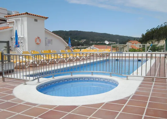 Otel Riveiro 2*